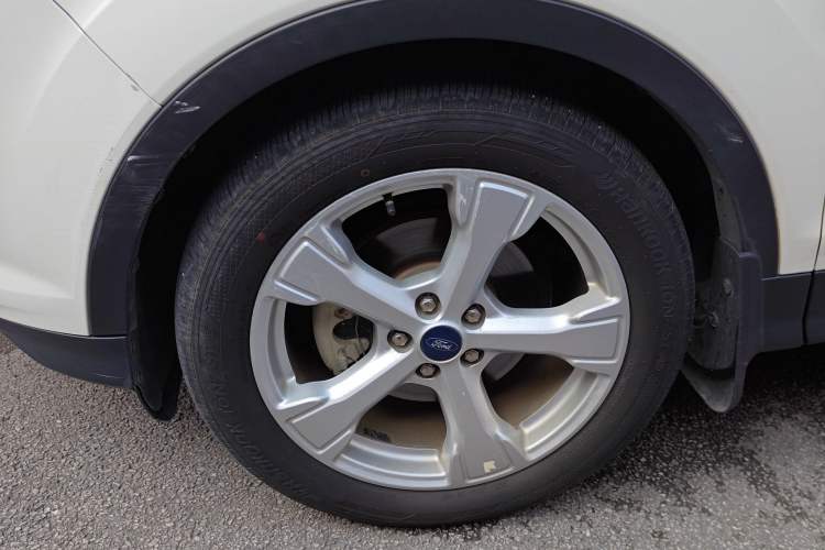 Used Ford Kuga 2017 EcoBoost 180 Two-Wheel-Drive Tiger Leap Model