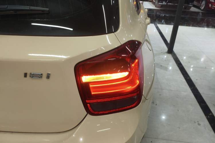 Used BMW 1 Series 2013 Facelifted 118i Leading Edition
