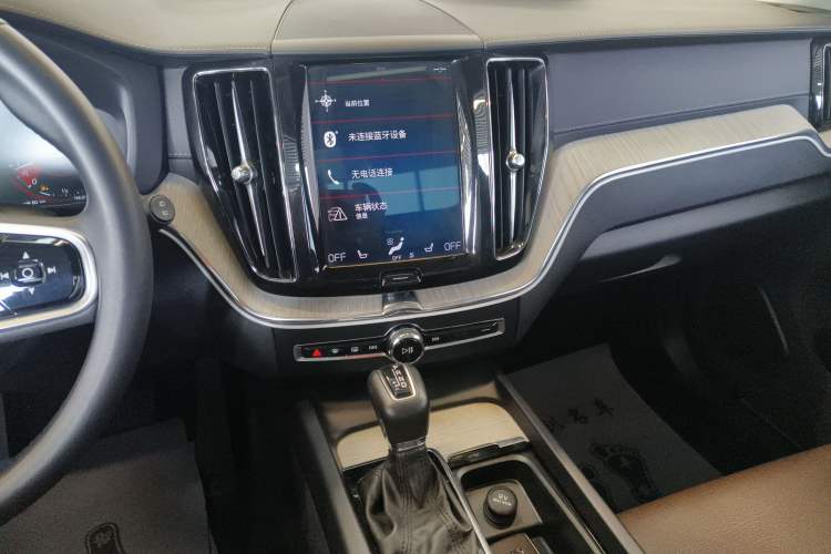 Used Volvo XC60 2020 T5 4x4 Smart Luxury Edition
