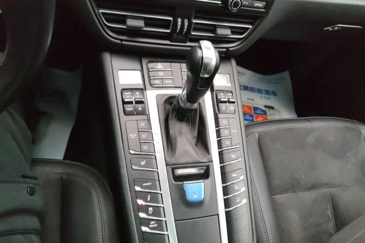 Used Porsche Macan 2018 Macan 2.0T