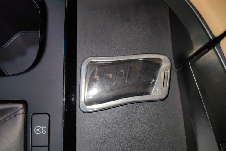 Used Lexus ES 2022 200 Excellence Edition
