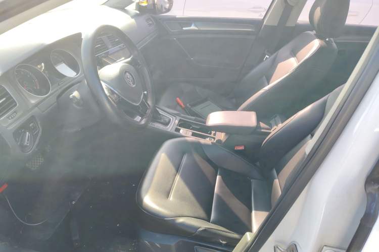 Used Volkswagen Golf 2016 230TSI Automatic Comfort Version