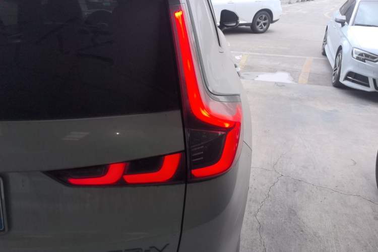 Used Honda CR-V 2023 240TURBO Two-Wheel Drive Active Version 5 Seats