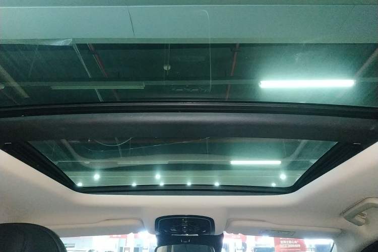 Used  Lingyun 2025 300T Two-Wheel Drive Starry Edition
