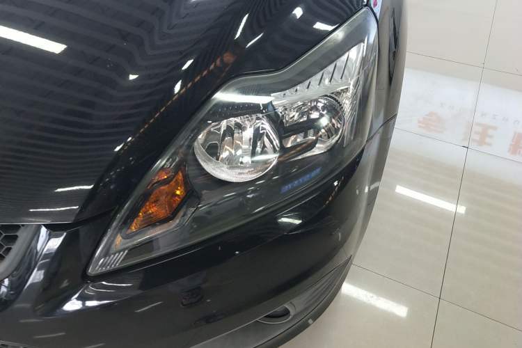 Used Ford Focus 2013 Hatchback Classic 1.8L Manual Base Model
