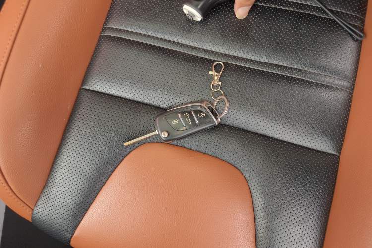 Used BAIC Senova X35 2016 1.5L Manual Luxury Edition
