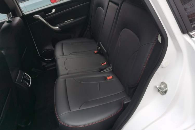 Used Haval M6 2018 Revised Version 1.5T DCT Two-Wheel Drive Elite Edition