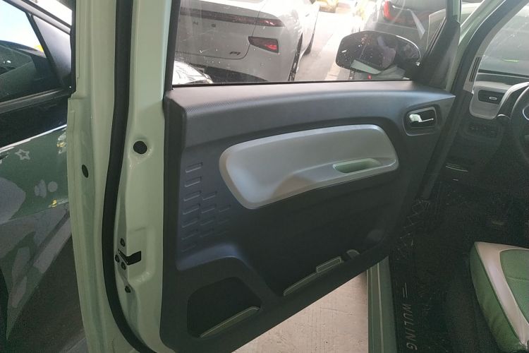 Used Wuling Hongguang MINIEV 2021 Macaron Premium Model – Lithium Iron Phosphate
