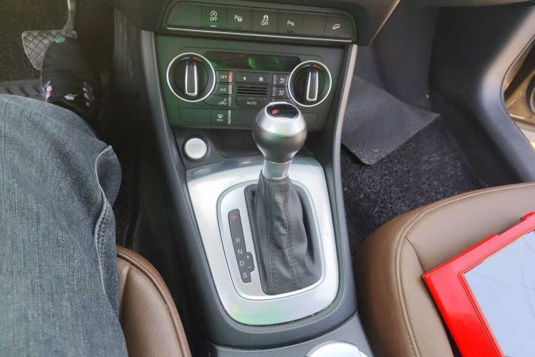 Used Audi Q3 2016 35 TFSI quattro all-wheel-drive style model