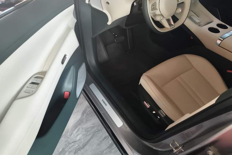 Used  YU7 2025 Ultra-Long Range Rear-Wheel Drive Version
