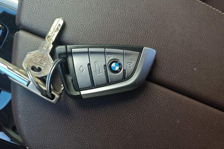 Used BMW 5 Series 2022 525Li Luxury Package
