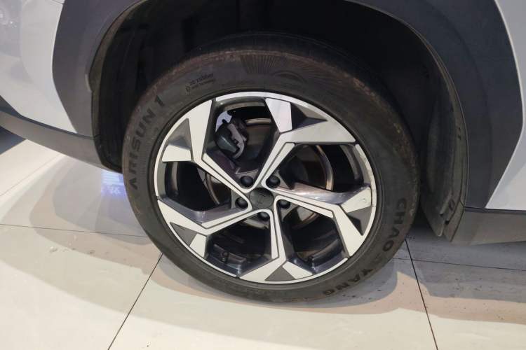 Used Geely Auto FX11 2023 1.5TD DCT Prestige Edition
