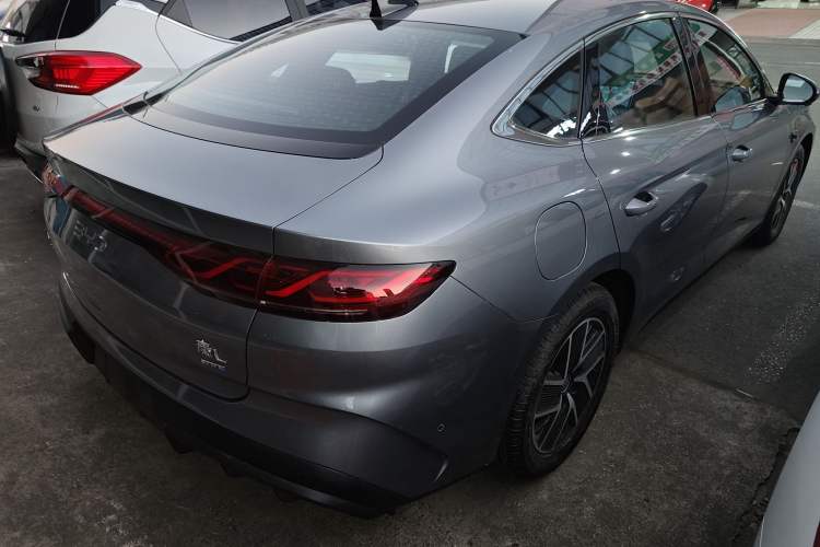 Used BYD Qin L 2025 DM-i Smart Drive 120KM Superior Model