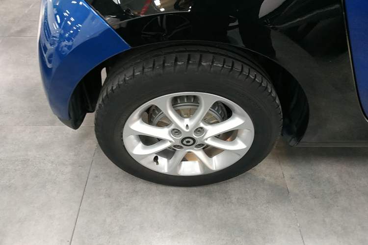 Used smart forfour 2016 1.0L 52 kW Dynamic Edition