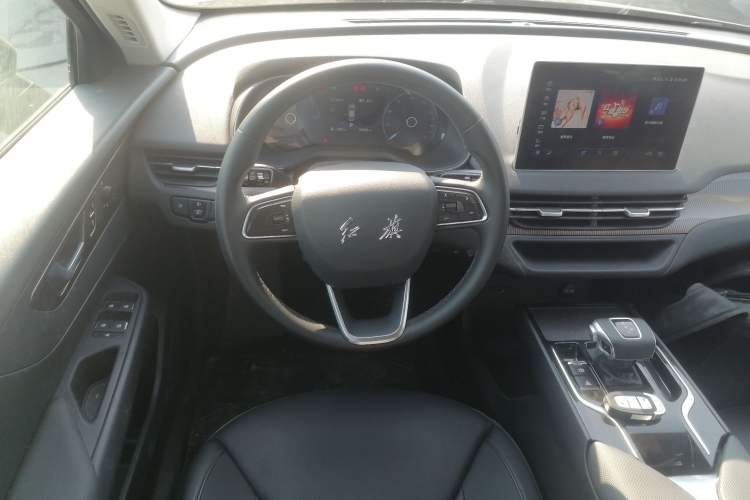 Used Hongqi E-QM5 2022 431 km Charge & Enjoy Edition