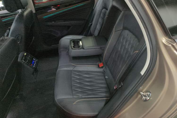 Used Volkswagen Passat 2019 380TSI Prestige Edition China VI Standard
