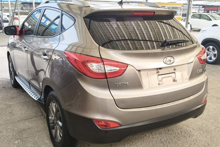 Used Hyundai ix35 2013 2.0L Automatic Two-Wheel Drive Smart GLS China IV Standard