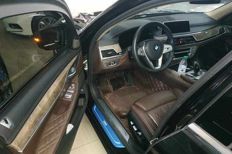 Used BMW 7 Series 2019 Restyled 740Li Leading Luxury Package