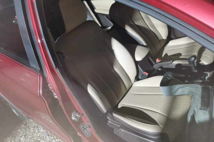 Used Baojun 310W 2017 1.5L Manual Fashion Model China V
