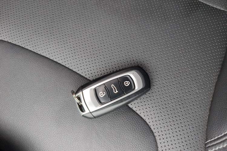 Used Geely Auto Vision X3 2017 1.5L Automatic Prestige Model