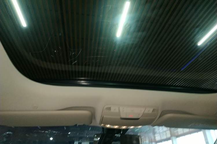 Used Mercedes-Benz E-Class 2023 Updated E 300 L Luxury Edition
