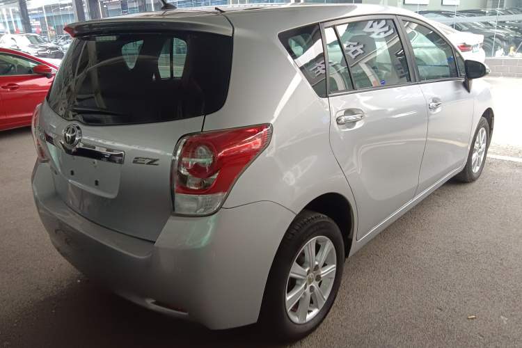 Used Toyota Verso 2014 Starlight 180E CVT Elite Edition