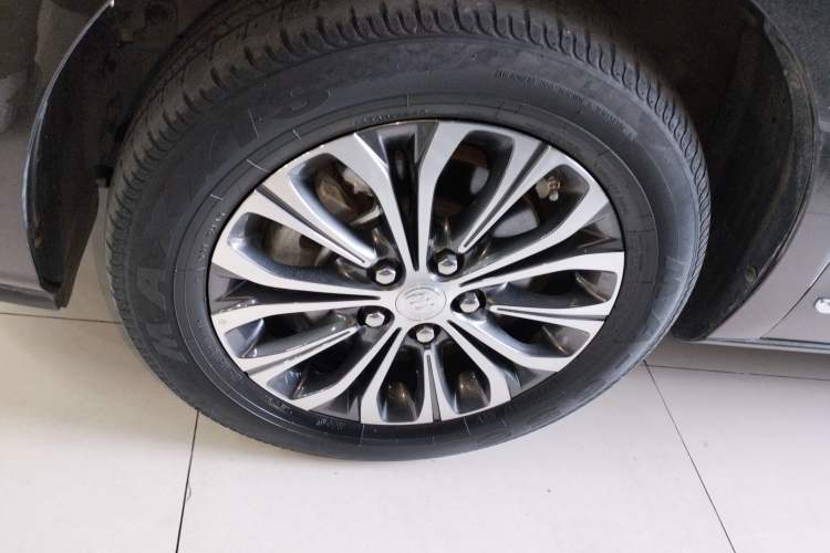 Used Buick GL8 2022 Land Business Class 652T Luxury Model