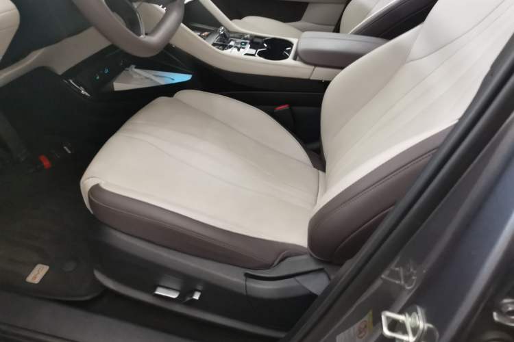 Used BYD Song PLUS New Energy 2025 EV 520km Premium Version
