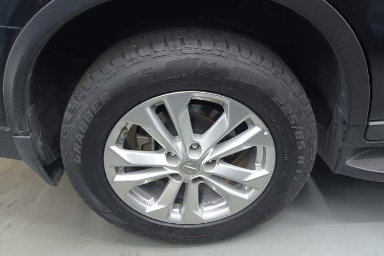 Used Nissan X-Trail 2015 2.0L CVT Comfort MAX Edition 2WD
