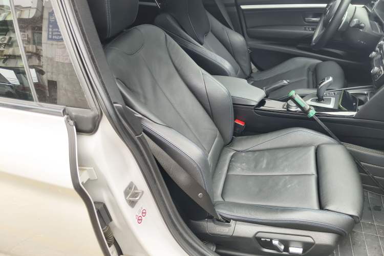 Used BMW 3 Series GT 2020 320i M Sport Night Edition
