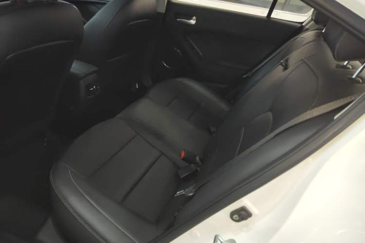 Used Kia K3 2017 1.6L Automatic 15th Anniversary Special Edition GLS
