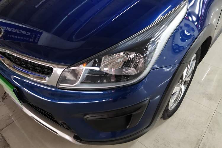 Used Kia KX Cross 2017 1.4L AT GLS
