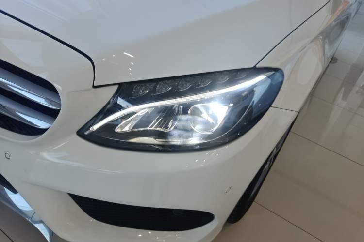 Used Mercedes-Benz C-Class 2018 C 180 L Fashion Edition Sport Version
