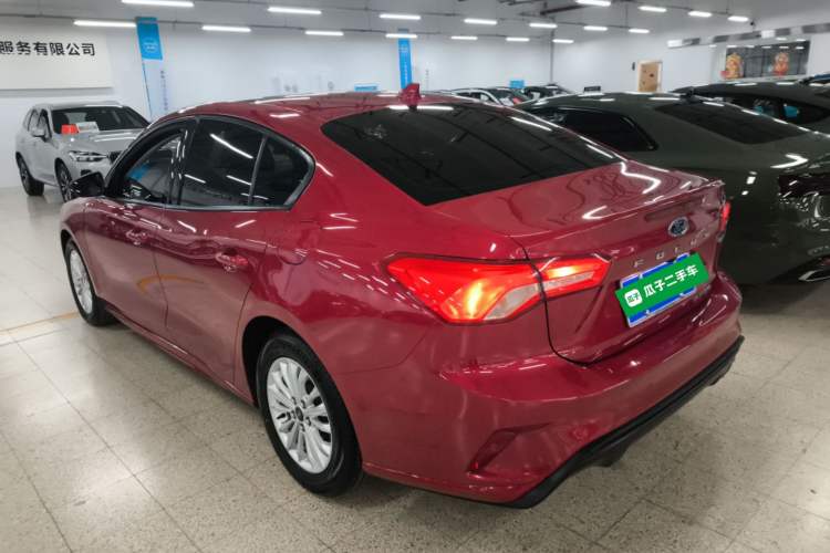 Used Ford Focus 2020 Sedan EcoBoost 180 Automatic Trend Edition