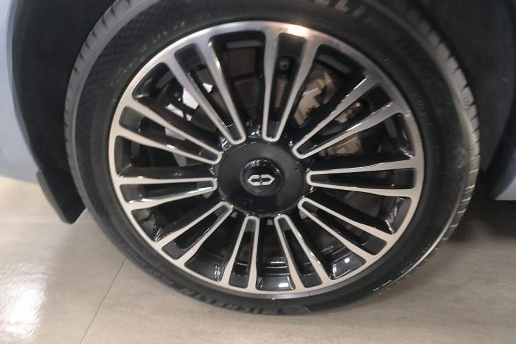 Used Hima AITO M7 2024 1.5T Intelligent Drive 4x4 Max Edition 6 Seats
