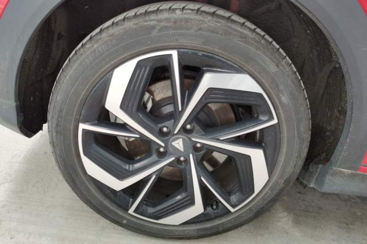 Used  S07 2024 215Max Range-Extended Version
