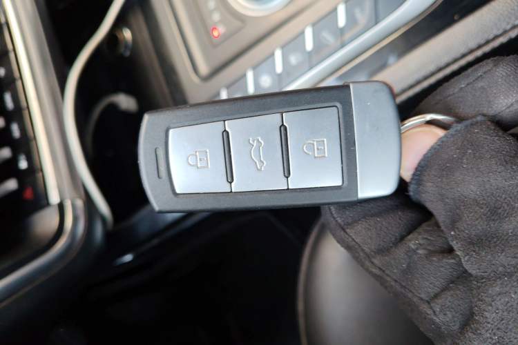 Used Zotye T700 2017 1.8T Dual-Clutch Prestige Model
