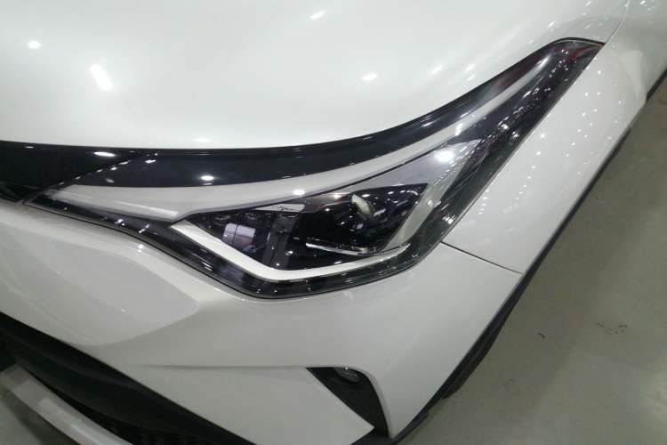 Used Toyota C-HR 2021 2.0L Luxury Edition
