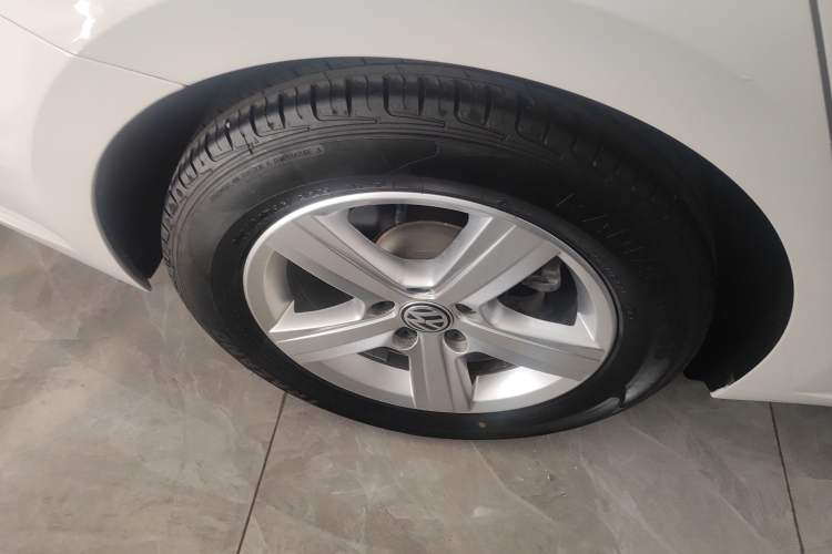 Used Volkswagen Lamando 2017 230TSI DSG Fashion Edition
