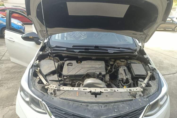 Used Chevrolet Cruze 2018 Redline 320 Automatic Pioneer Edition