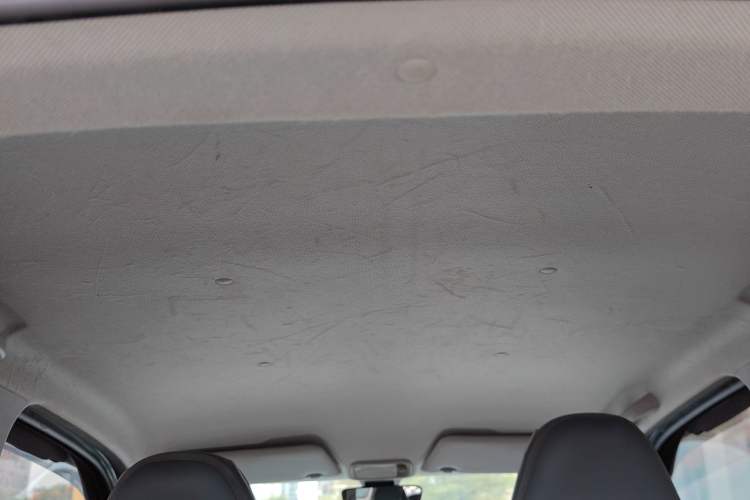 Used Wuling Hongguang MINIEV 2022 GAMEBOY 300km Enthusiast Model with Lithium Iron Phosphate