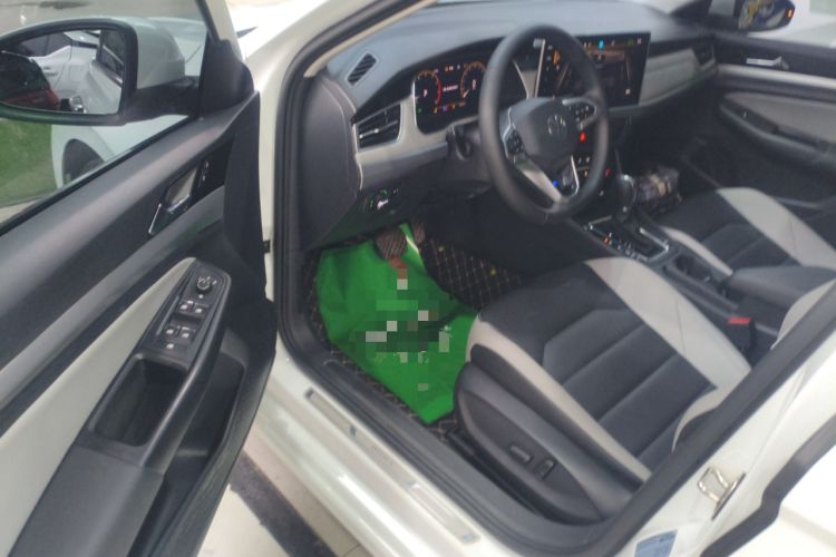 Used Volkswagen Bora 2023 300TSI DSG Prestige Edition
