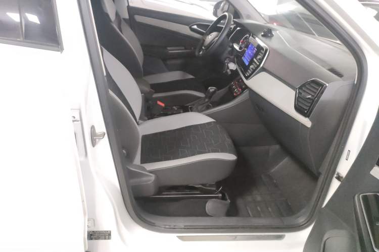 Used Jetta VS5 2023 280TSI Automatic Trend Edition