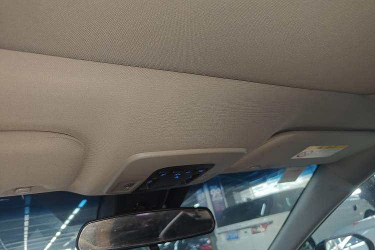 Used Toyota Camry 2019 2.5G Luxury Edition China VI Standard
