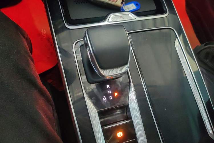 Used Hongqi HS5 2023 2.0T Qixiang Pro Edition
