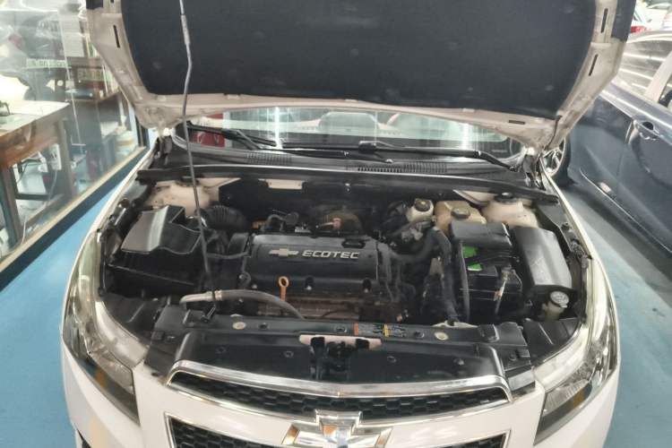 Used Chevrolet Cruze 2013 Hatchback 1.6L Manual Luxury Model