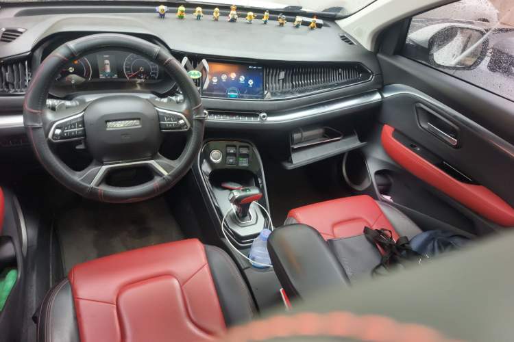 Used Haval H2s 2017 Red-Label 1.5T Dual-Clutch Elite Model
