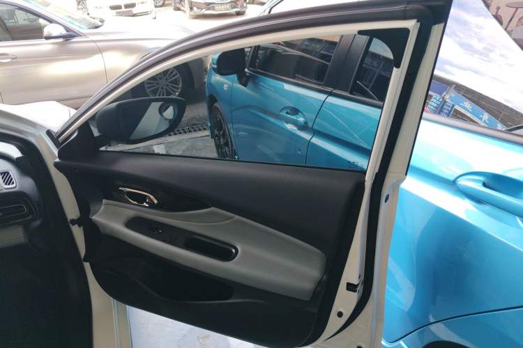 Used GAC Trumpchi EMPOW 2023 270T DCT J15 Version
