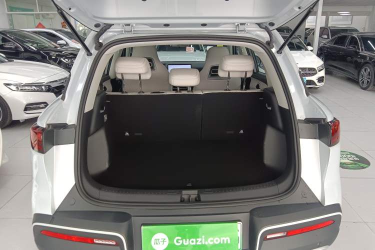 Used BYD Yuan UP 2025 Intelligent Driving Version 401 km Leading Edition
