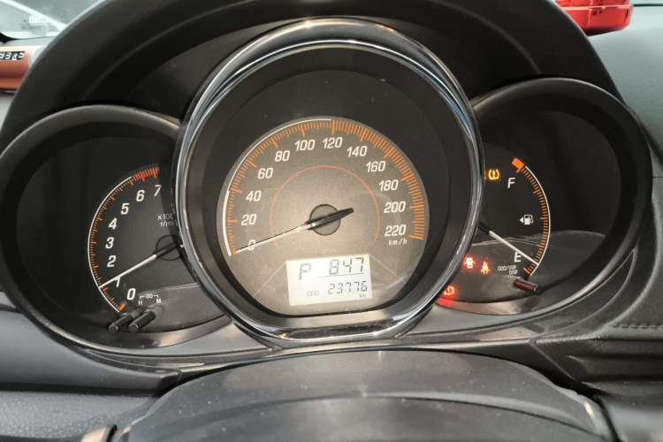 Used Toyota YARiS L 2021 X-Trail 1.5L CVT Leading Edition
